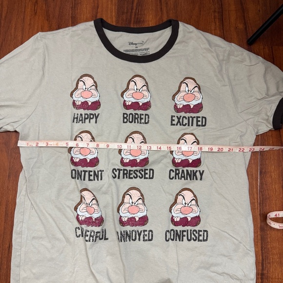 Disney Store Dwarfs Emotions Shirt Size 2XL - Picture 5 of 6